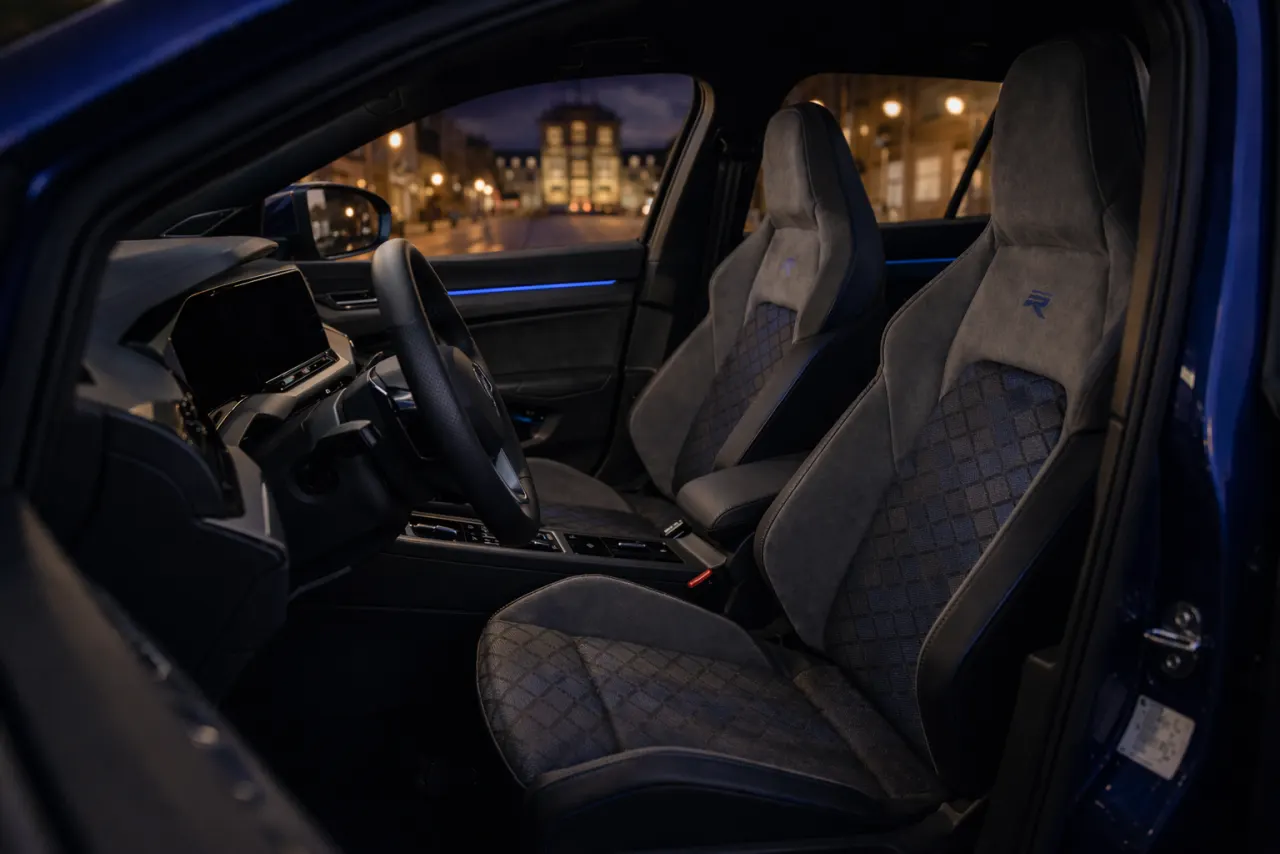 Volkswagen Golf R Performance mieten im Saarland – Ansicht 5