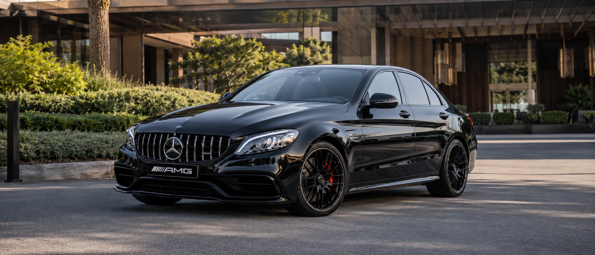 Mercedes-AMG C63 S mieten – Sportwagen-Firmenevent & Mitarbeiter-Incentive im Saarland